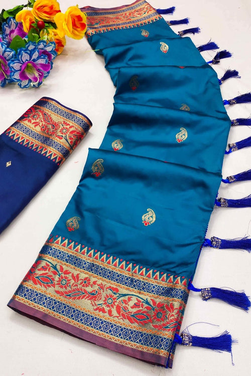 Load image into Gallery viewer, Dazzling Blue Soft Banarasi Silk Saree With Ideal Blouse Piece
