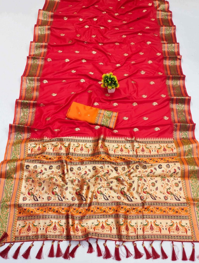 Staring Red Soft Banarasi Silk Saree With Ideal Blouse Piece