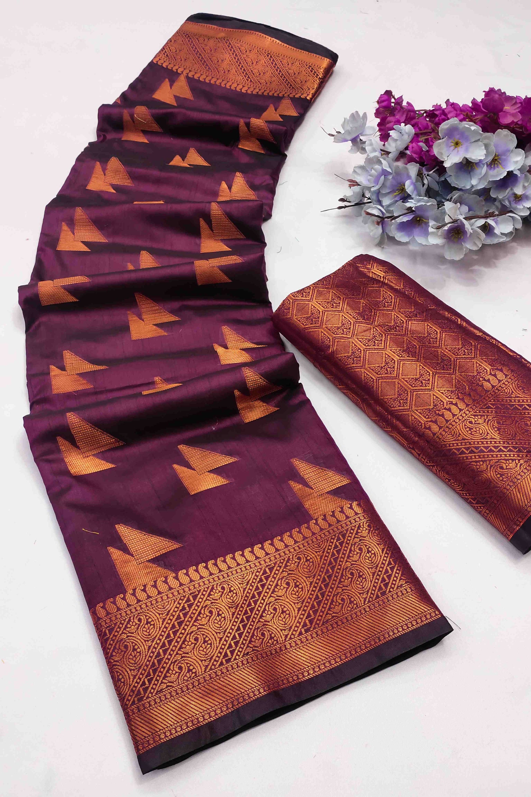 Refreshing Purple Banarasi Silk Saree With Forbearance Blouse Piece