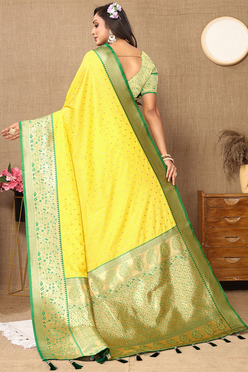 Load image into Gallery viewer, Forbearance Yellow Soft Banarasi Silk Saree With Efflorescence Blouse Piece
