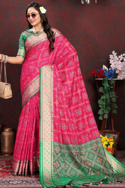 Magnetic Dark Pink Soft Banarasi Silk Saree With Quintessential Blouse Piece