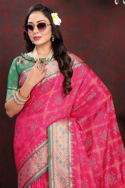 Load image into Gallery viewer, Magnetic Dark Pink Soft Banarasi Silk Saree With Quintessential Blouse Piece
