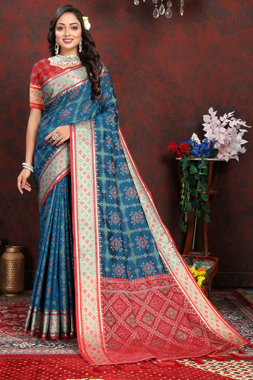 Load image into Gallery viewer, Luminous Teal Blue Soft Banarasi Silk Saree With Seraphic Blouse Piece
