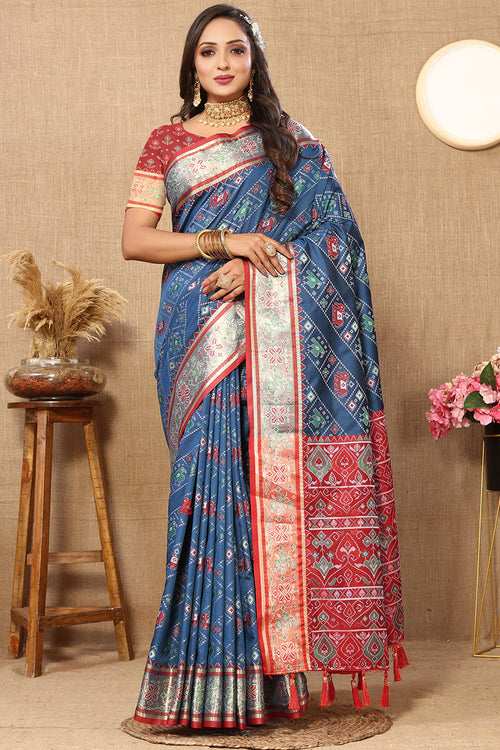 Load image into Gallery viewer, Scrumptious Blue Soft Banarasi Silk Saree With Engaging Blouse Piece
