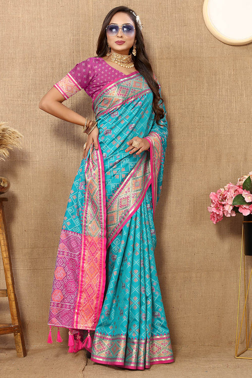 Load image into Gallery viewer, Luxuriant Firozi Soft Banarasi Silk Saree With Prodigal Blouse Piece
