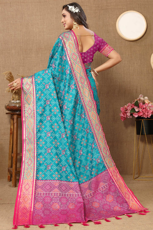 Load image into Gallery viewer, Luxuriant Firozi Soft Banarasi Silk Saree With Prodigal Blouse Piece
