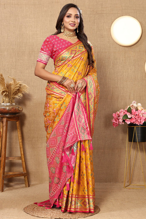 Load image into Gallery viewer, Posh Yellow Soft Banarasi Silk Saree With Ineffable Blouse Piece
