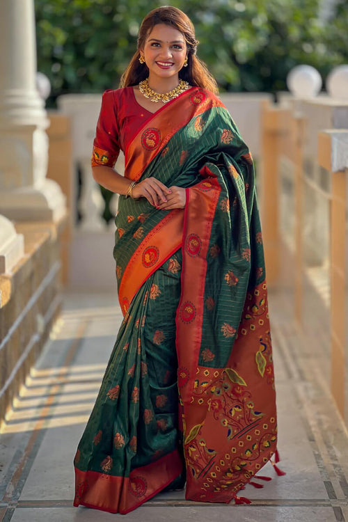 Load image into Gallery viewer, Rhapsodic Dark Green Paithani Silk Saree With Ineffable Blouse Piece
