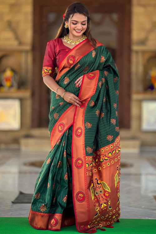 Load image into Gallery viewer, Rhapsodic Dark Green Paithani Silk Saree With Ineffable Blouse Piece
