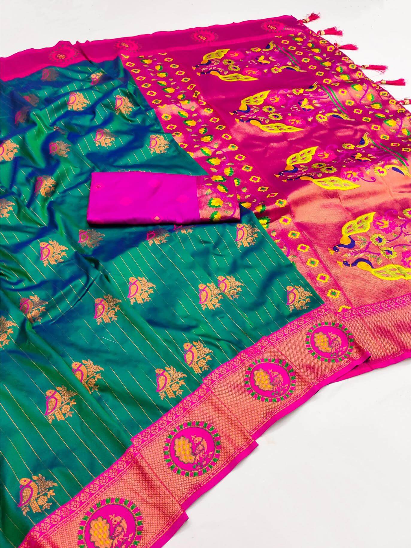 Pleasurable Rama Paithani Silk Saree With Scintilla Blouse Piece