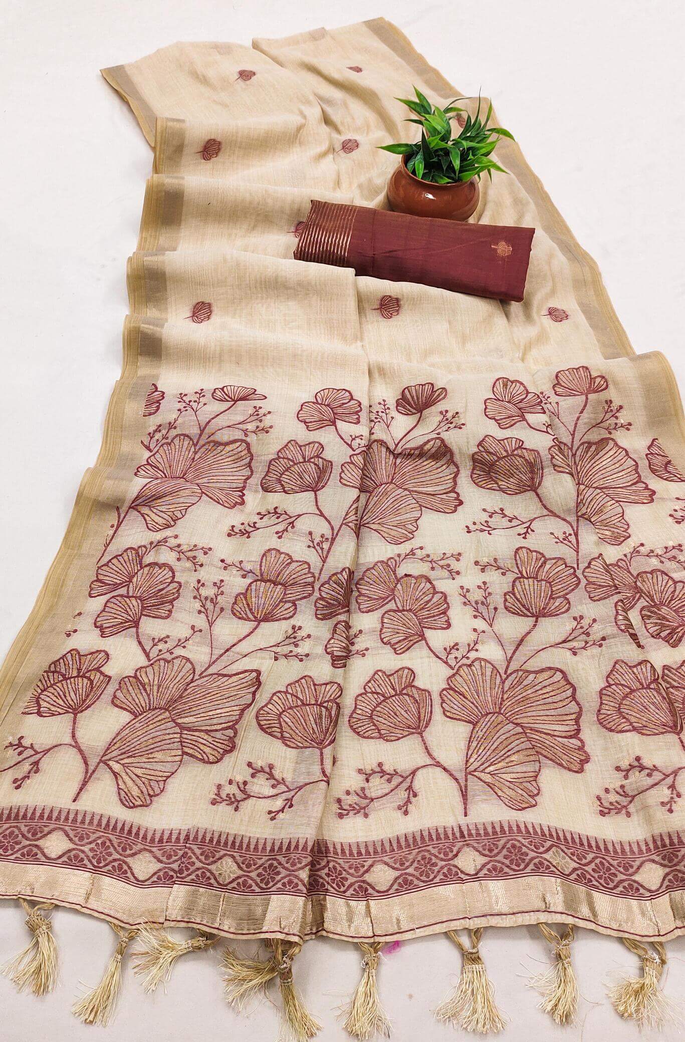 Whimsical Beige Pure Munga Cotton Silk Saree With Smart Blouse Piece