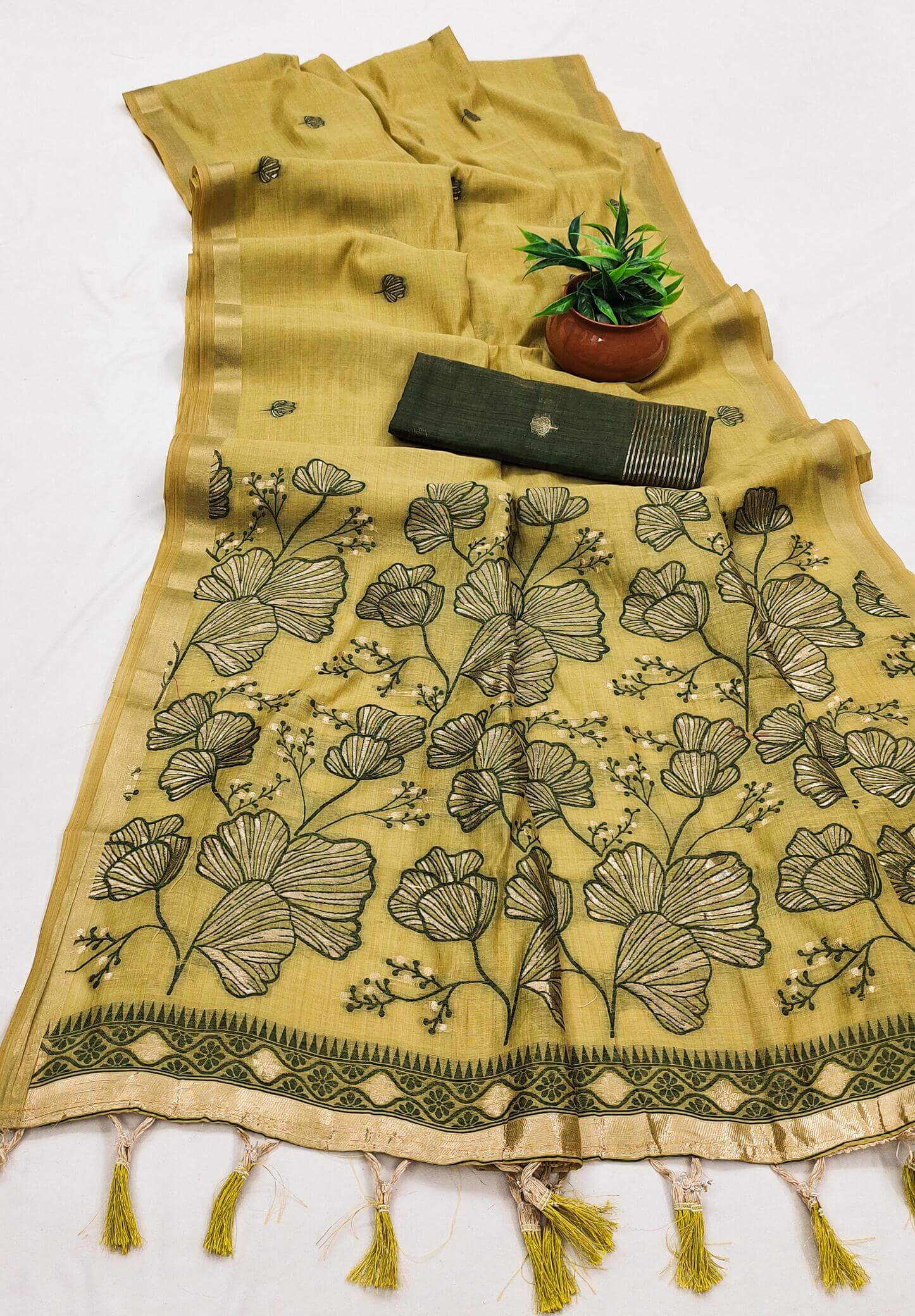 Elision Mustard Pure Munga Cotton Silk Saree With Bucolic Blouse Piece