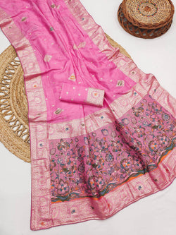 Brood Pink Banarasi Dola Silk Saree With Effulgent Blouse Piece