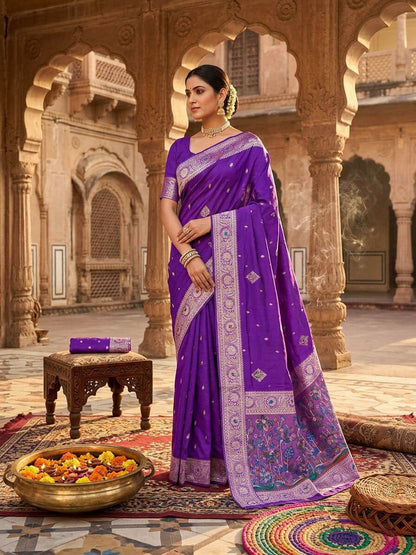 Staring Royal Purple Banarasi Dola Silk Saree With Lovely Blouse Piece