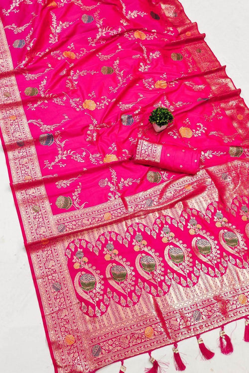 Load image into Gallery viewer, Forbearance Dark Pink Soft Banarasi Silk Saree With Redolent Blouse Piece
