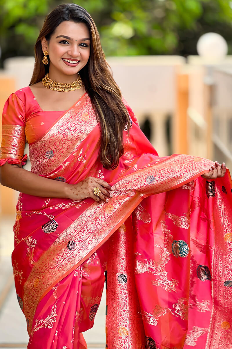 Exquisite Pink Soft Banarasi Silk Saree With Stunner Blouse Piece