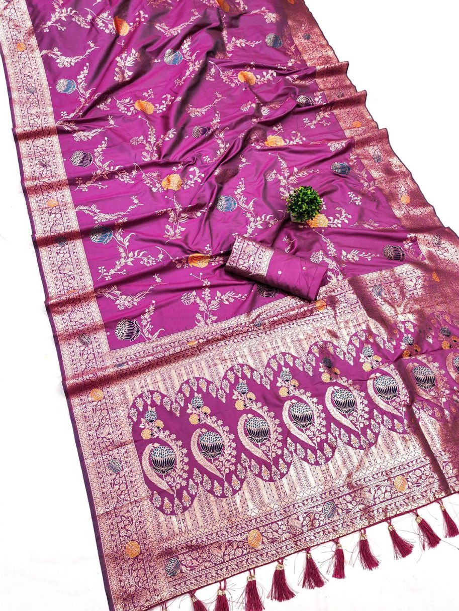 Enigmatic Purple Soft Banarasi Silk Saree With Quixotic Blouse Piece