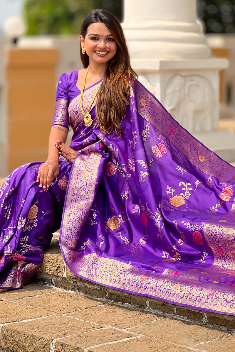 Inimitable Royal Blue Soft Banarasi Silk Saree With Aplomb Blouse Piece