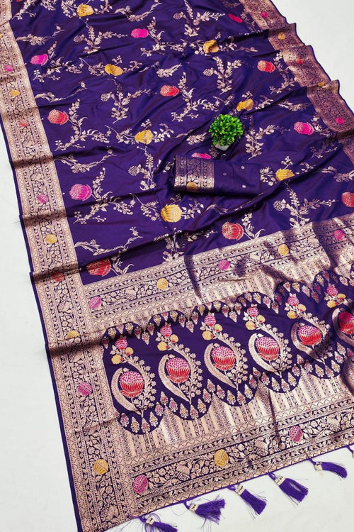 Load image into Gallery viewer, Exquisite Royal Purple Soft Banarasi Silk Saree With Splendorous Blouse Piece
