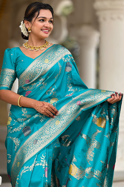 Snazzy Sea Green Soft Banarasi Silk Saree With Sumptuous Blouse Piece
