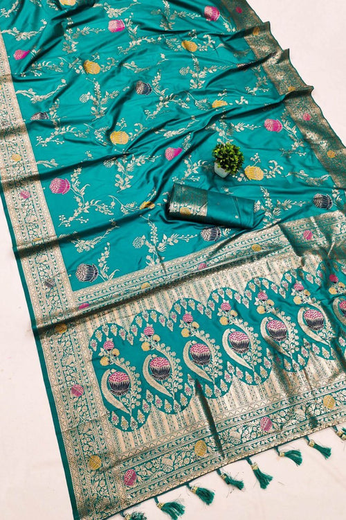 Load image into Gallery viewer, Snazzy Sea Green Soft Banarasi Silk Saree With Sumptuous Blouse Piece
