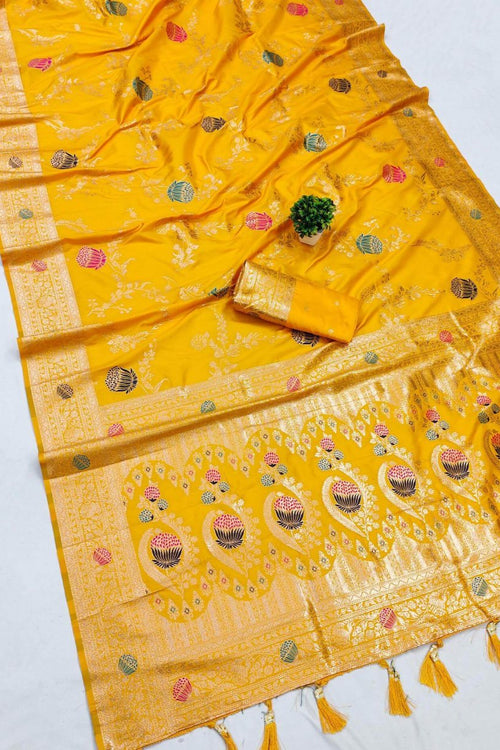 Load image into Gallery viewer, Admirable Yellow Soft Banarasi Silk Saree With Angelic Blouse Piece
