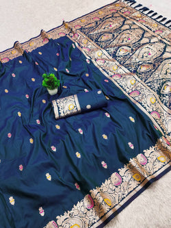Supernal Navy Blue Pure Banarasi Silk Saree With Stylish Blouse Piece