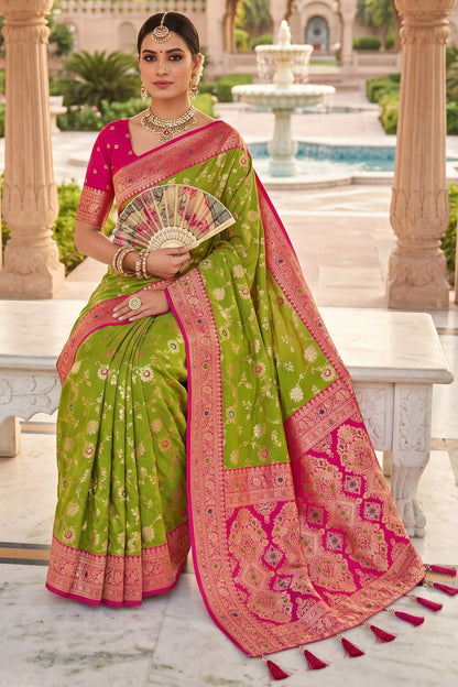 Flattering Parrot Pure Zari Weaving Banarasi Silk Saree With Groovy Blouse Piece