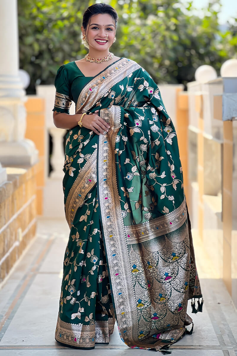 Glowing Dark Green Soft Banarasi Silk Saree With Radiant Blouse Piece