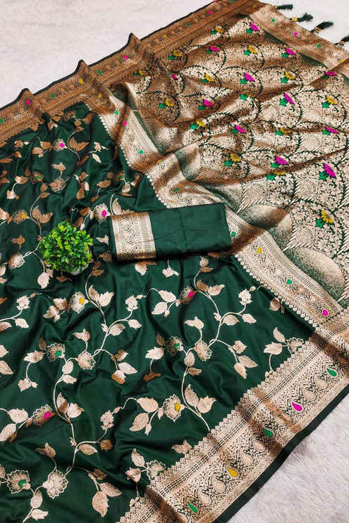 Load image into Gallery viewer, Glowing Dark Green Soft Banarasi Silk Saree With Radiant Blouse Piece
