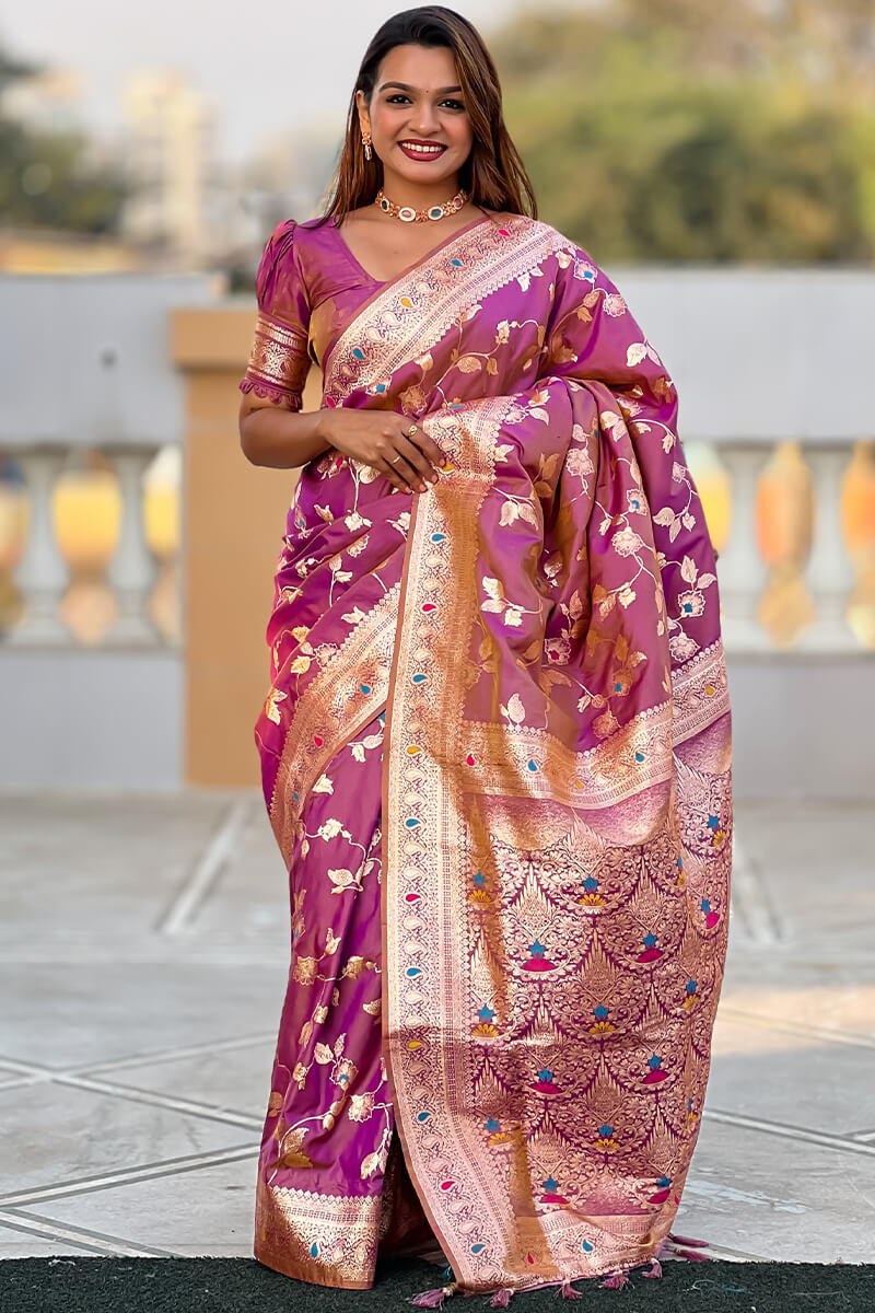 Captivating Lavender Soft Banarasi Silk Saree With Delectable Blouse Piece