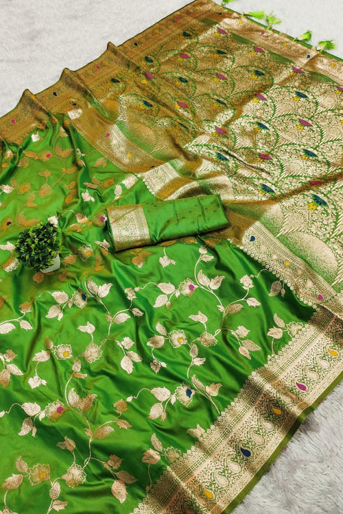 Load image into Gallery viewer, Angelic Mehndi Soft Banarasi Silk Saree With Chatoyant Blouse Piece
