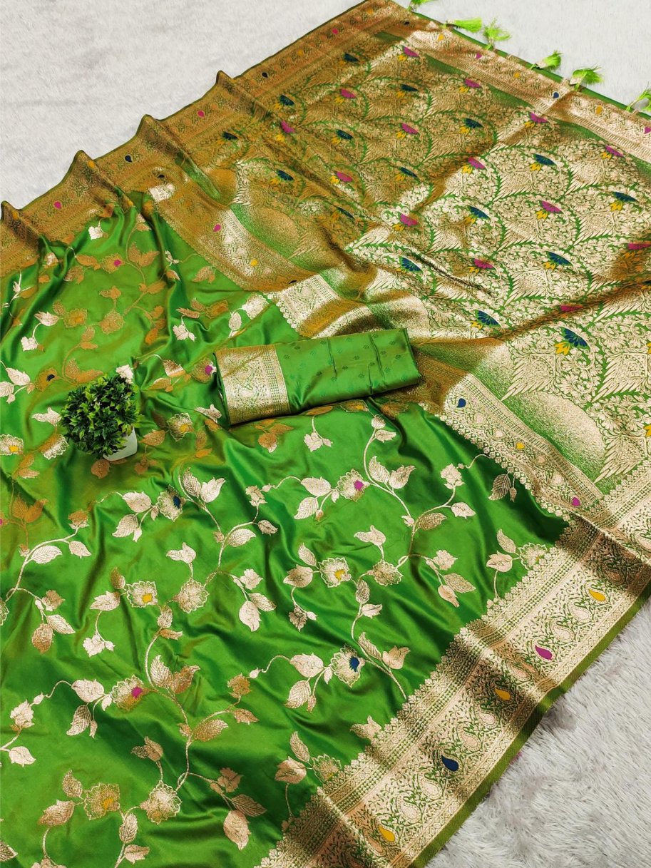 Angelic Mehndi Soft Banarasi Silk Saree With Chatoyant Blouse Piece