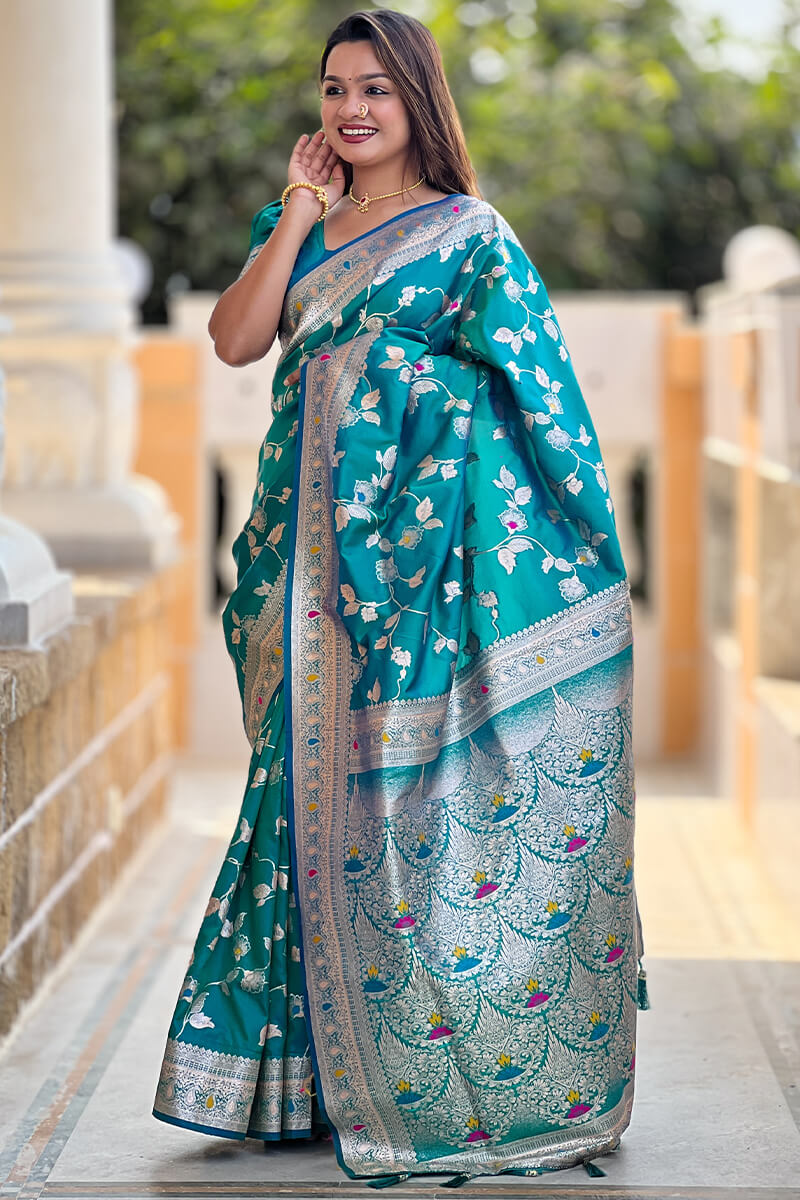 Luxuriant Rama Soft Banarasi Silk Saree With Elaborate Blouse Piece