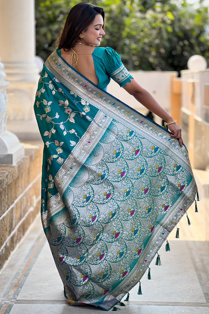 Luxuriant Rama Soft Banarasi Silk Saree With Elaborate Blouse Piece