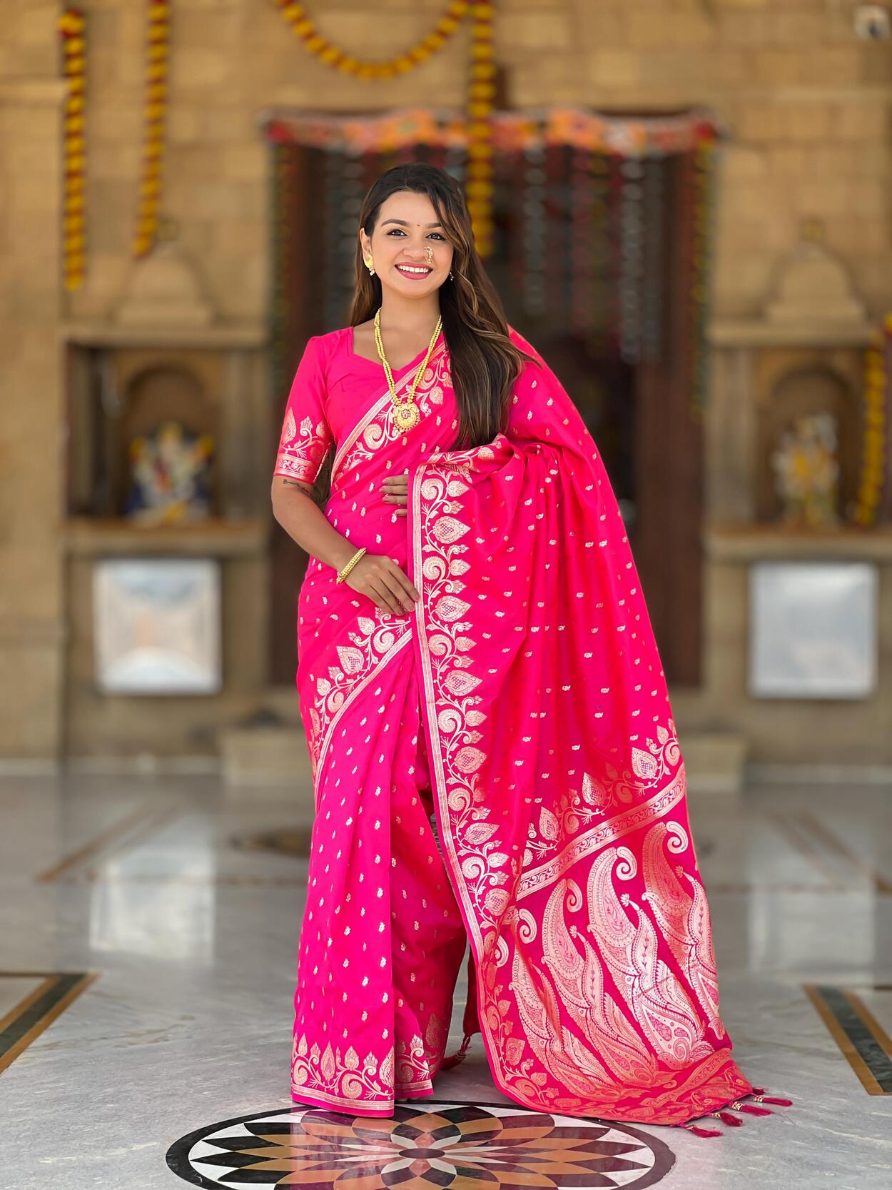 Wonderful Dark Pink Soft Banarasi Silk Saree With Propinquity Blouse Piece