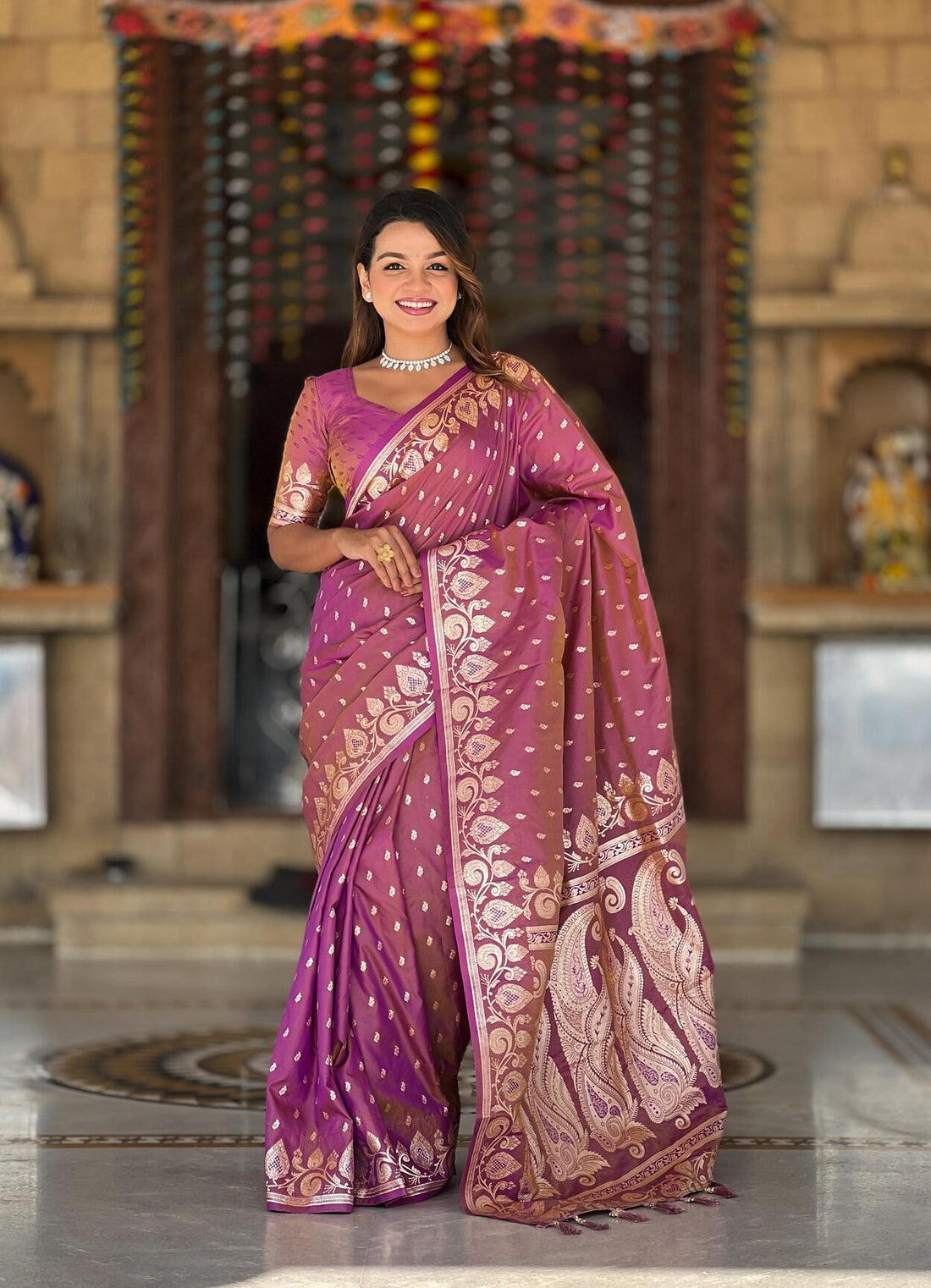 Elision Magenta Soft Banarasi Silk Saree With Tremendous Blouse Piece