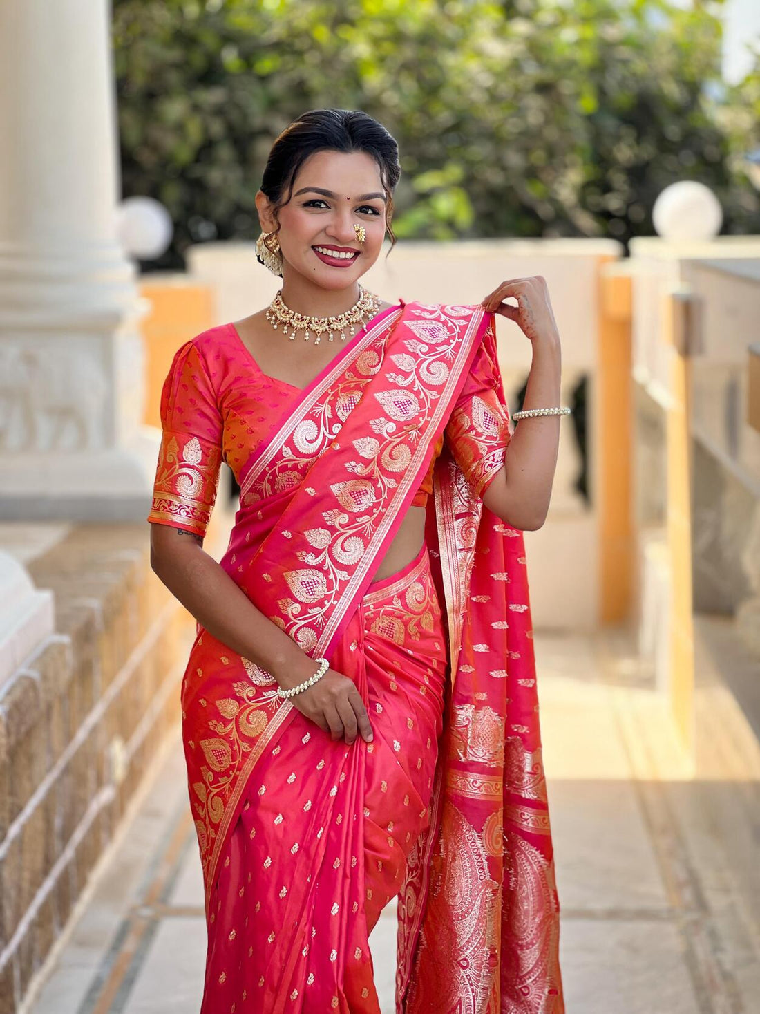 Delightful Pink Soft Banarasi Silk Saree With Jubilant Blouse Piece
