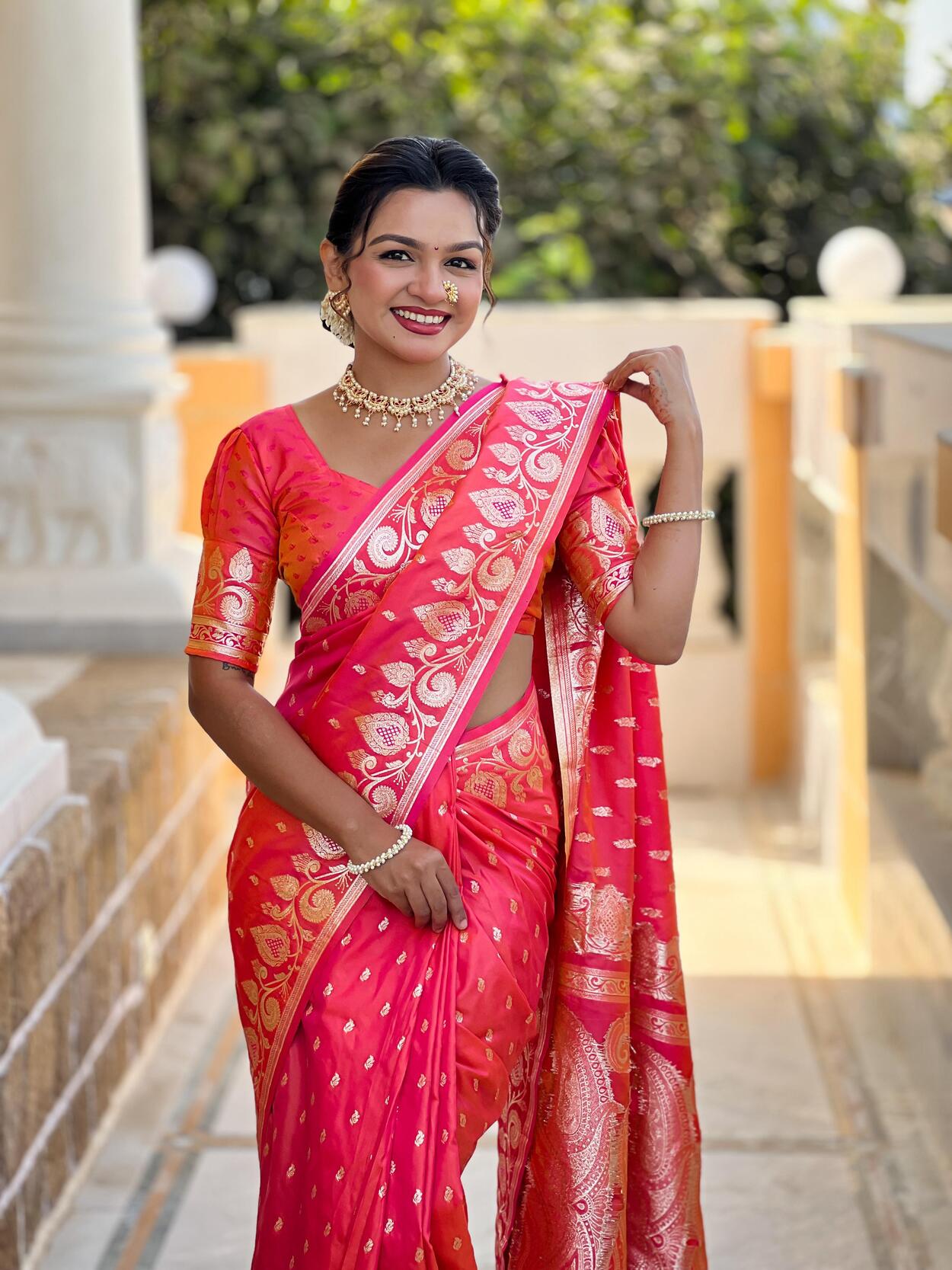Delightful Pink Soft Banarasi Silk Saree With Jubilant Blouse Piece