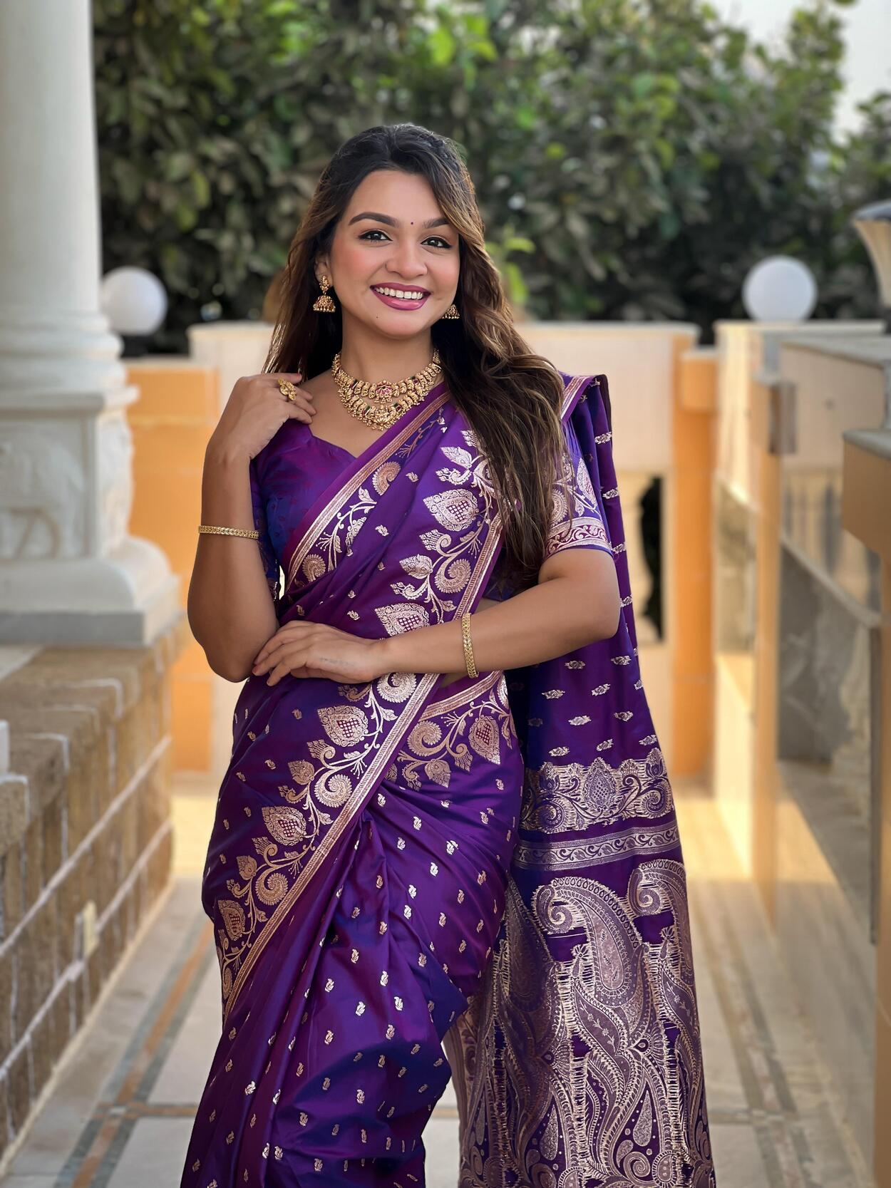 Felicitous Purple Soft Banarasi Silk Saree With Stunning Blouse Piece