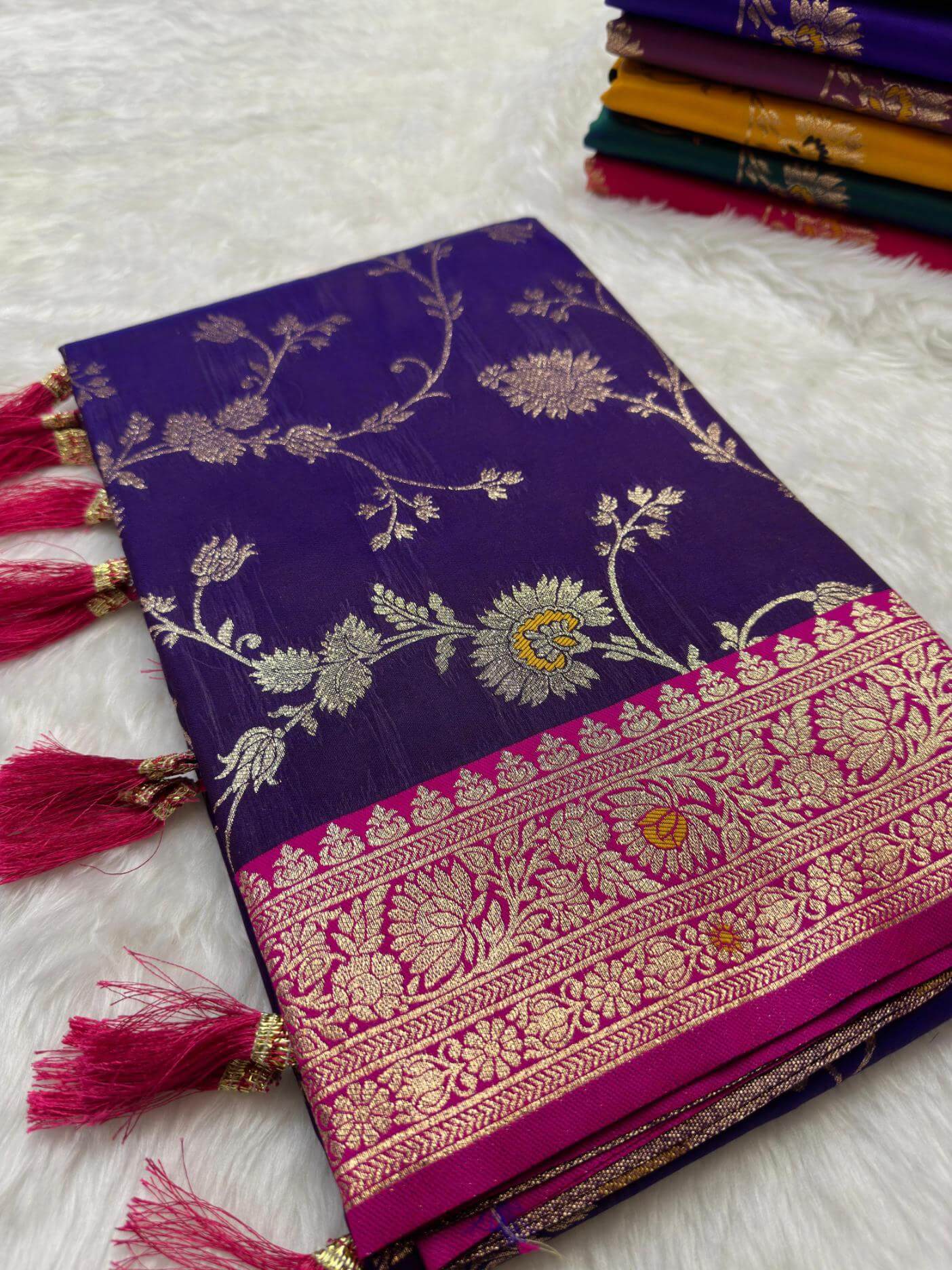 Alluring Royal Purple Soft Banarasi Silk Saree With Piquant Blouse Piece