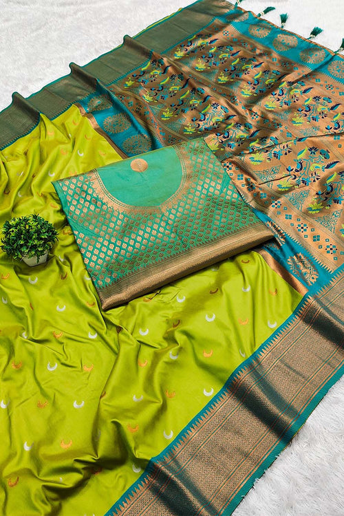 Load image into Gallery viewer, Exquisite Parrot Paithani Silk Saree With Ailurophile Blouse Piece
