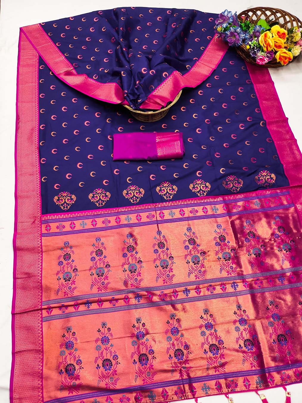 Charismatic Navy Blue Paithani Silk Saree With Vibrant Blouse Piece