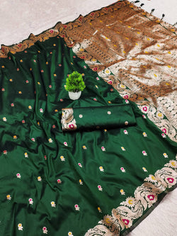Felicitous Dark Green Pure Banarasi Silk Saree With Moiety Blouse Piece