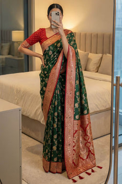 Entrancing Rama Pure Zari Weaving Banarasi Silk Saree With Girlish Blouse Piece