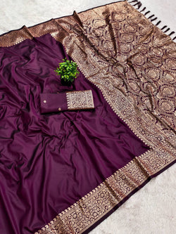 Splendorous Wine Pure Banarasi Silk Saree With Desultory Blouse Piece
