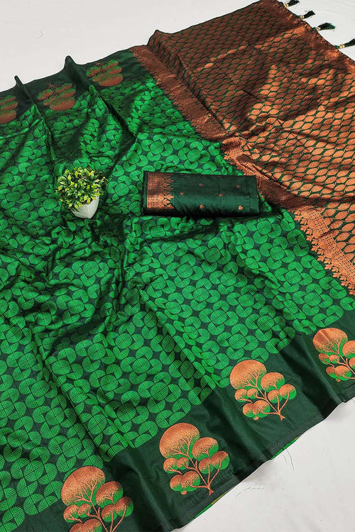 Load image into Gallery viewer, Exquisite Dark Green Soft Banarasi Silk Saree With Snappy Blouse Piece
