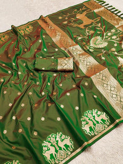Inimitable Green Pure Zari Weaving Banarasi Silk Saree With Splendiferous Blouse Piece