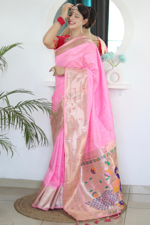 Load image into Gallery viewer, Gorgeous Baby Pink Paithani Silk Saree With Surpassing Blouse Piece
