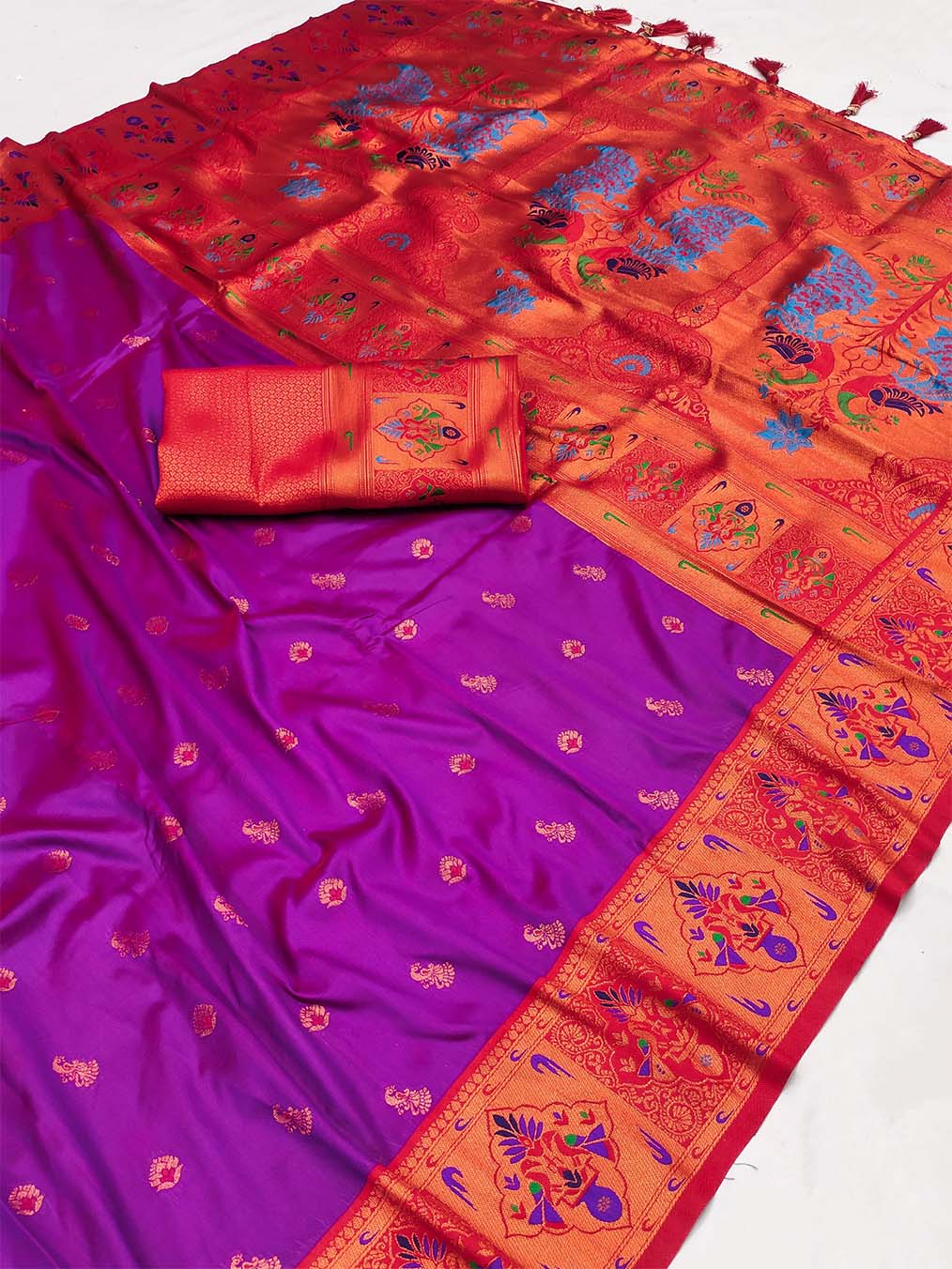 Imaginative Purple Paithani Silk Saree With Amiable Blouse Piece